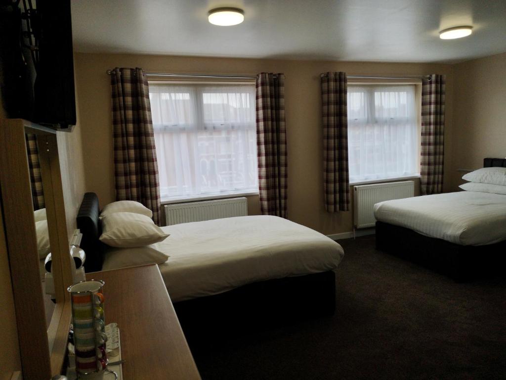 The Lawton - Resim 11