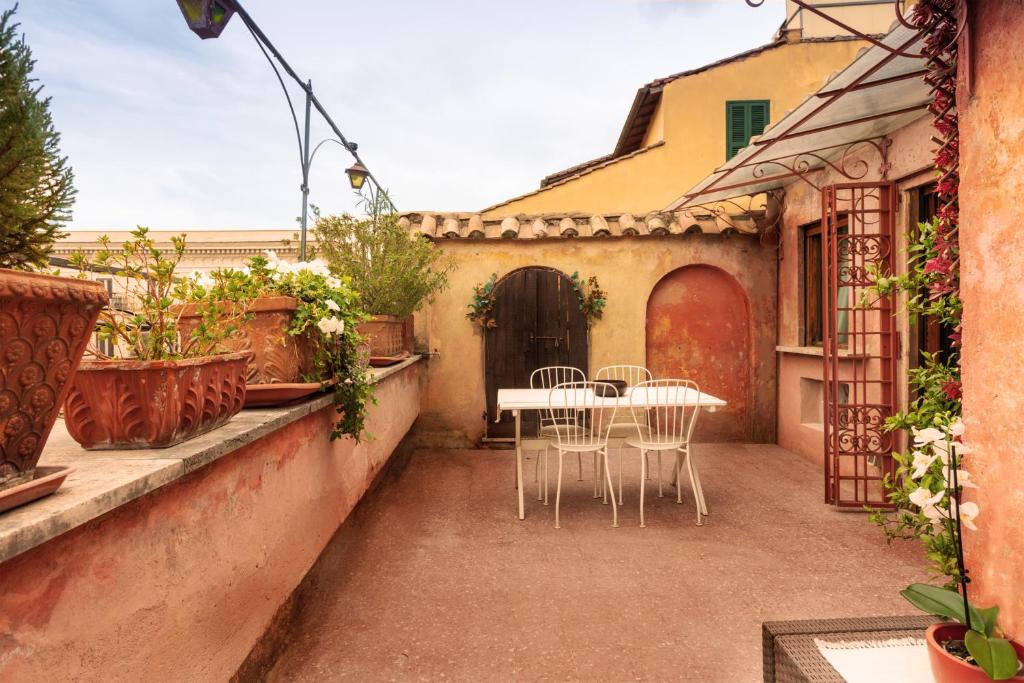 Patio alebo iná vonkajšia časť ubytovania Principessa Trevi