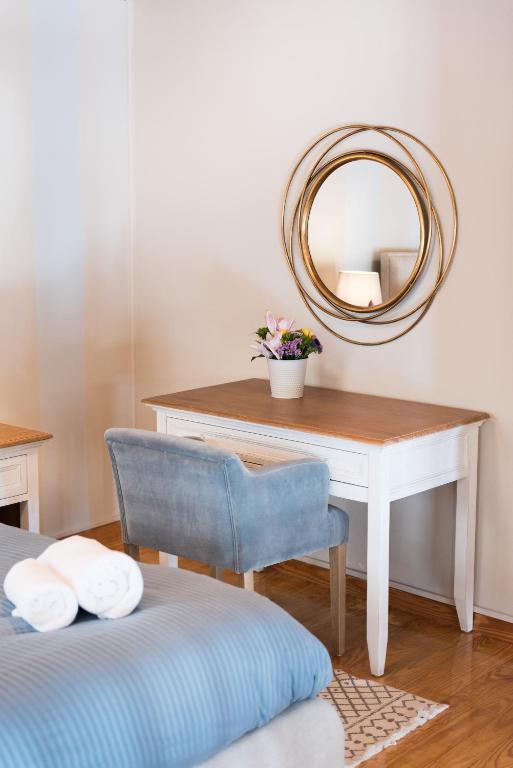 Mavrogenous Luxury Apartments - 6