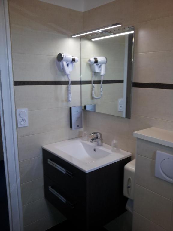 Cit'Hotel Du Port Rhu - Habitación Doble Con Baño - Babor