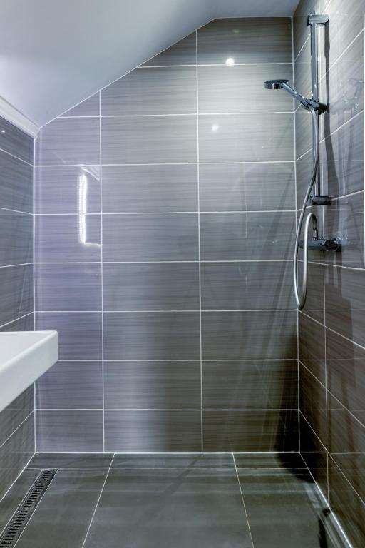 Koupelna v ubytování Art Hotel