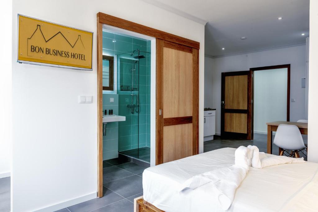 Postel nebo postele na pokoji v ubytování Art Hotel