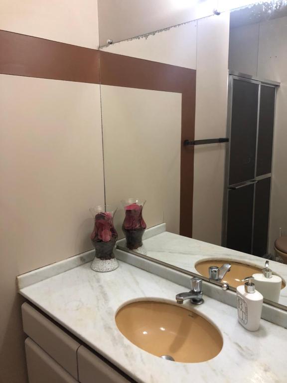  Apartamento em frente à praia