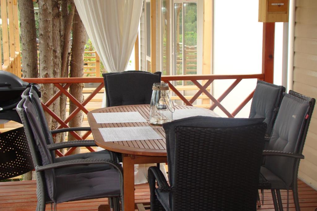 Restaurace v ubytování MALUFI 193