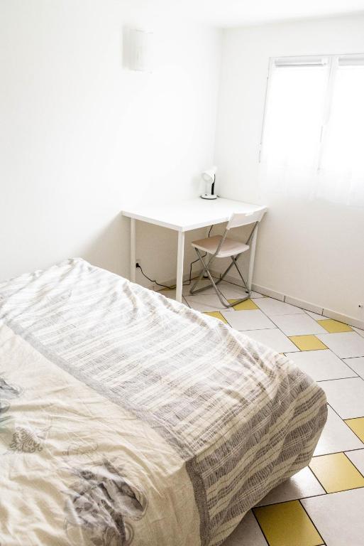 Charmant 2 pièces moderne - One-Bedroom Apartment