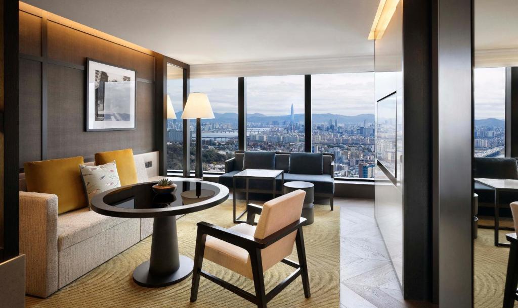 Grand Hyatt Seoul - Grand Executive King Suite