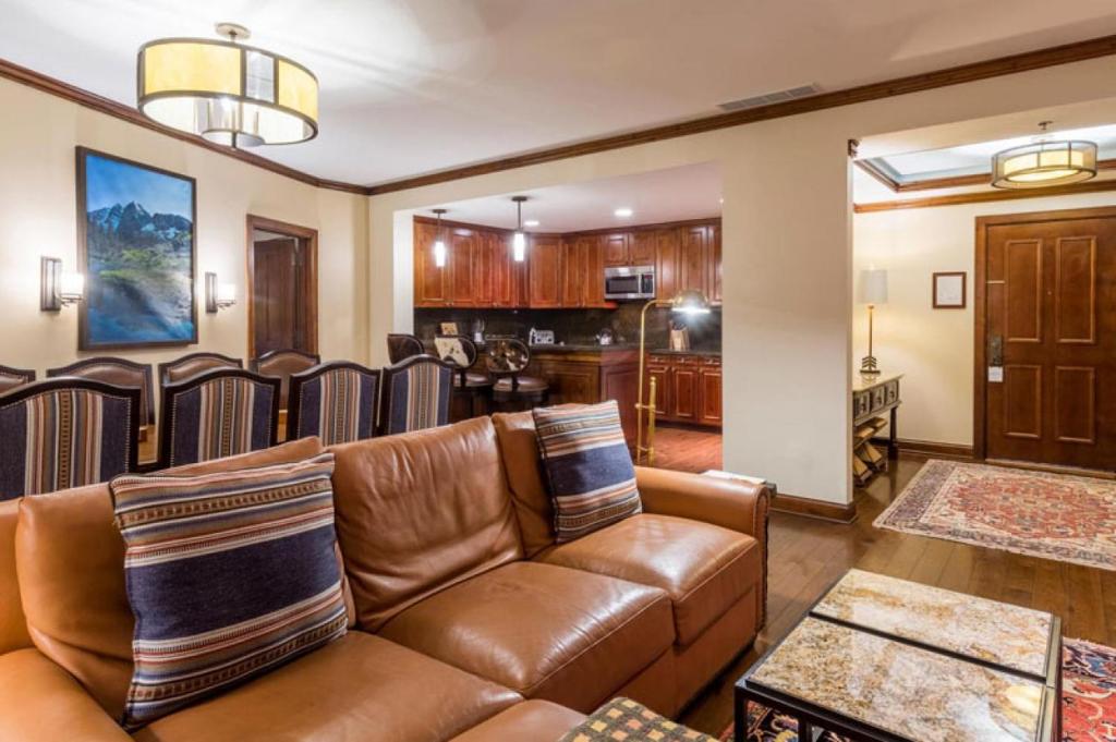 Gallery image of The Ritz-Carlton Club, 3 Bedroom Residence 8106, Ski-in & Ski-out Resort in Aspen Highlands in Aspen