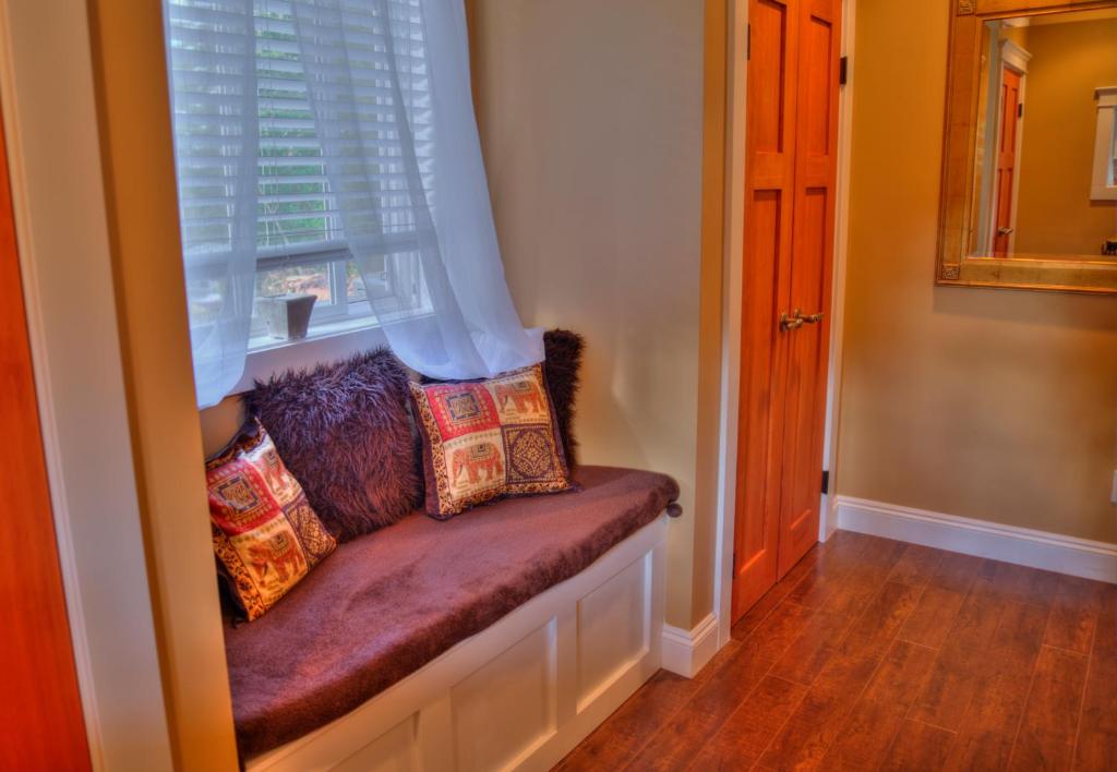 Foto sihtkohas Shawnigan Lake asuva majutusasutuse Shawnigan Suite B & B galeriist