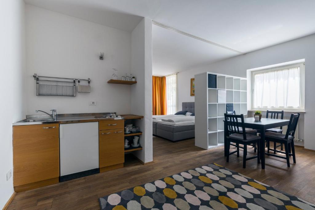 Kuchyňa alebo kuchynka v ubytovaní Albergo Diffuso ELA Living - Design Apartment & Room