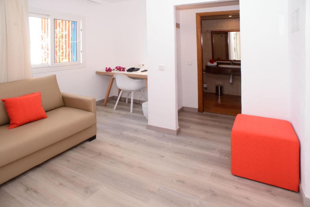 Cala Llenya Resort Ibiza - Double Room With Garden View