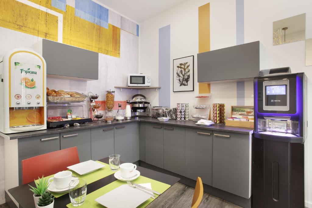 Hôtel Alcôve Nice - Resim 4