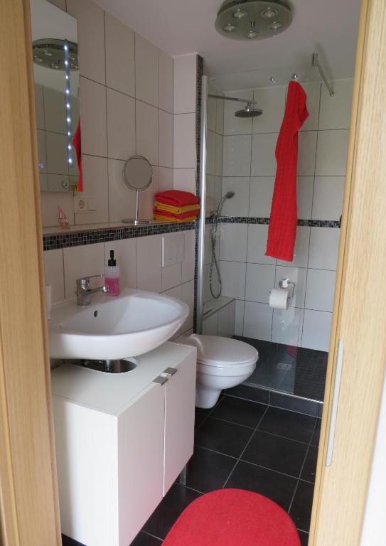 Koupelna v ubytování Ferienwohnung Saarwiesen