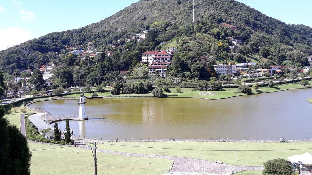  Palácio Quitandinha Espetacular Apartamento com Vista para o Lago