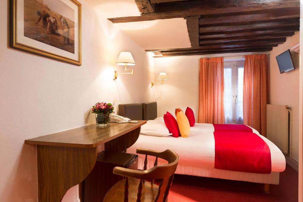 Hôtel Saint Roch - Resim 9