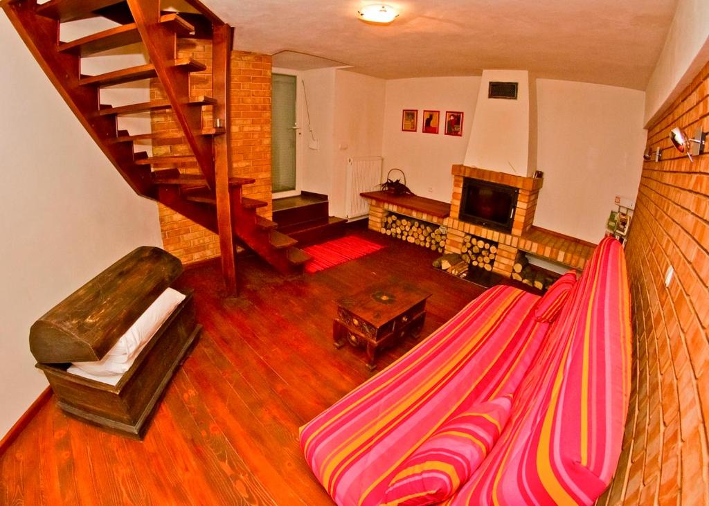 Posedenie v ubytovaní Apartament Berko