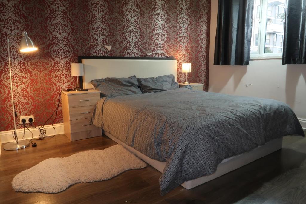 LUXURY DOUBLE ROOM IN CANARY WHARF