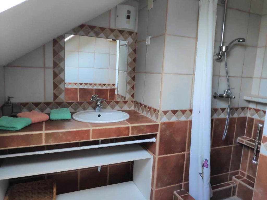 VILLA PUNTA BLAVA - beach front, ideal for family vacation with kids, large terraces with sea view, internet, Netflix, no pets allowed - Apartamento Con Vista Al Mar