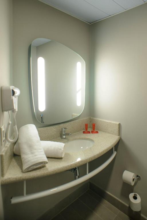Um banheiro em ibis Itatiba