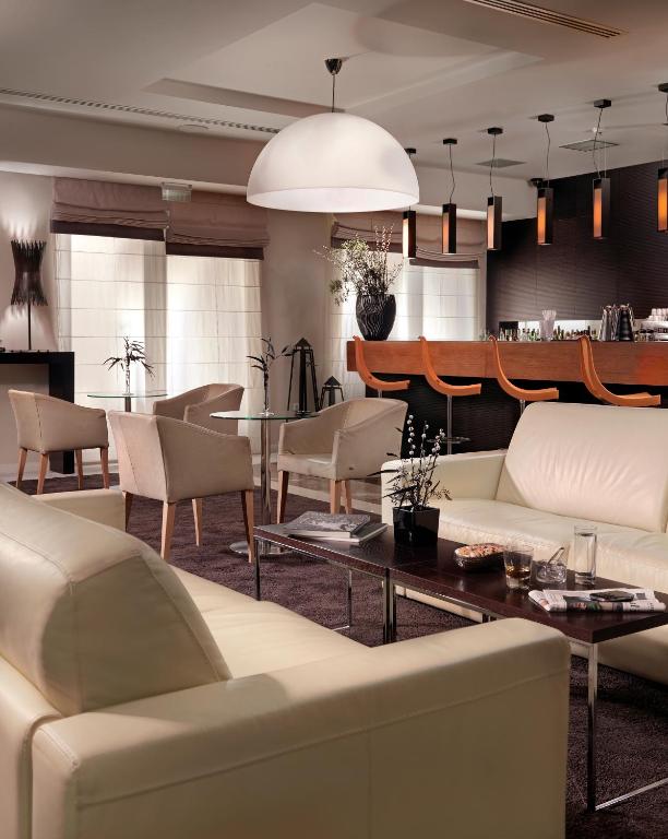 Posezení v ubytování Elefsina Hotel