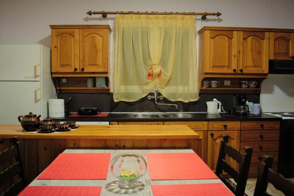 Kuchnia lub aneks kuchenny w obiekcie Green House Nafplio