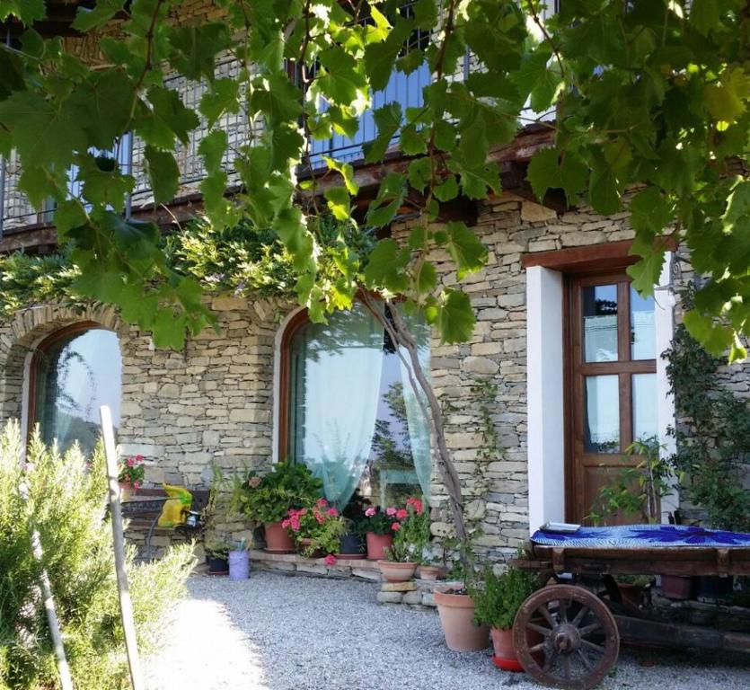 Zahrada ubytování Magiche Langhe