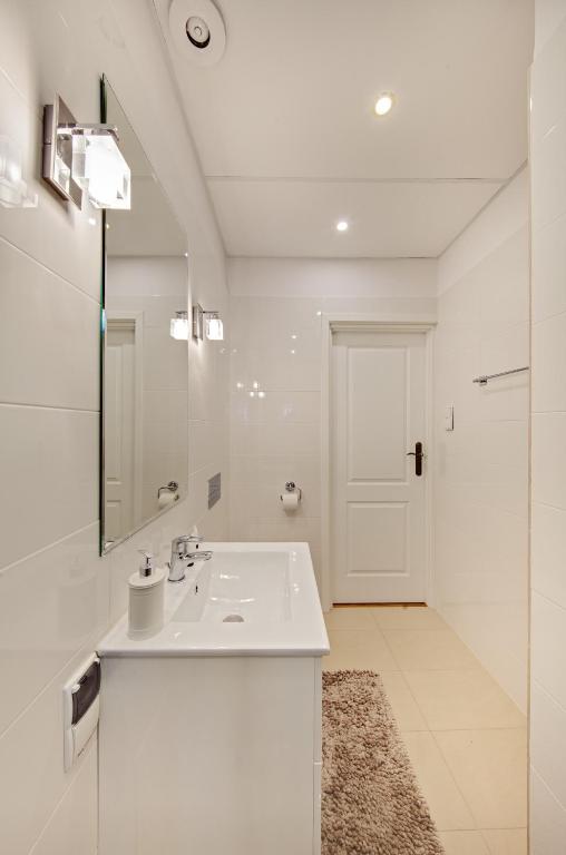 Jagiellonska 3 ApartHotel - Duze przestronne pokoje, centrum miasta, szybkie WiFi - Resim 29