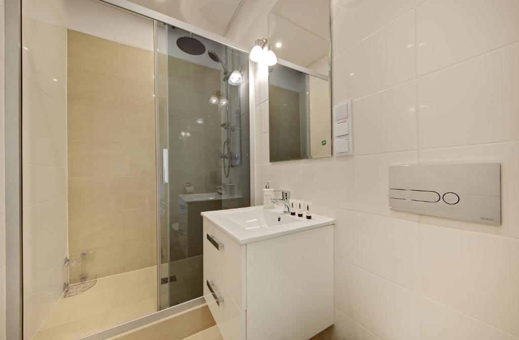 Jagiellonska 3 ApartHotel - Duze przestronne pokoje, centrum miasta, szybkie WiFi - Resim 27