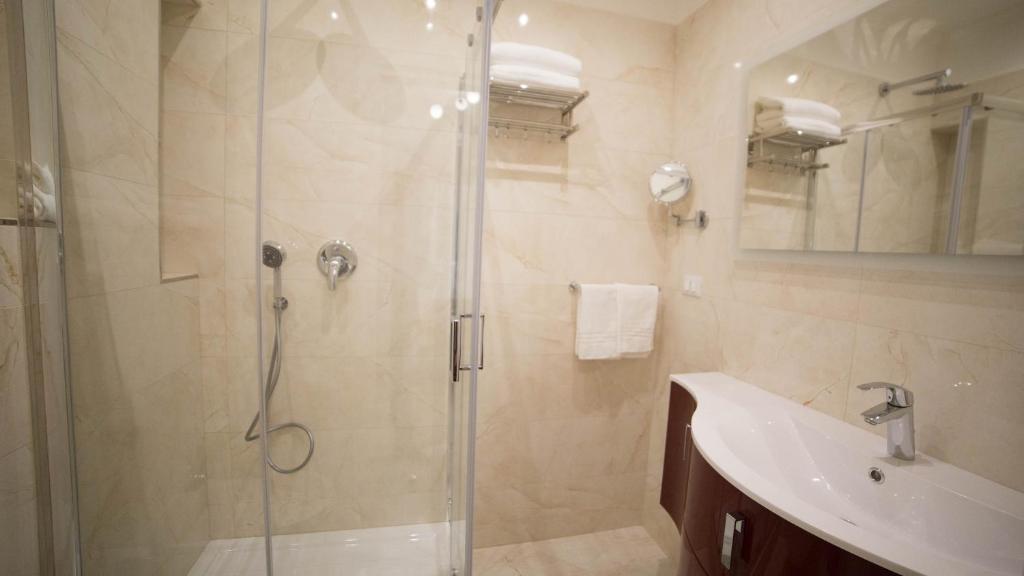 Kúpeľňa v ubytovaní St. Peter Area Luxury Suites