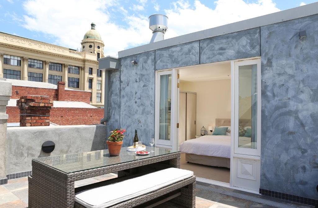 Studio 8 - Penthouse photo