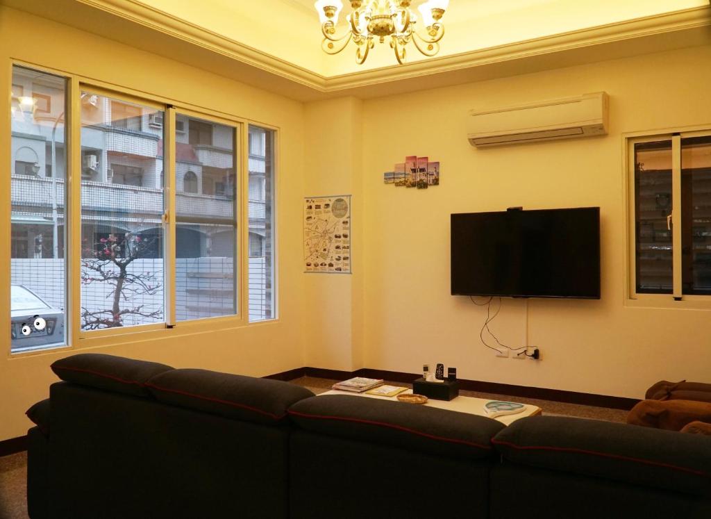 TV a/nebo společenská místnost v ubytování 今晨舞宿電梯民宿#禁煙民宿#1459