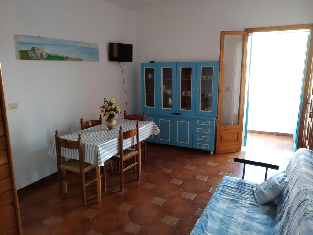 TV a/nebo společenská místnost v ubytování mare profumo di mare