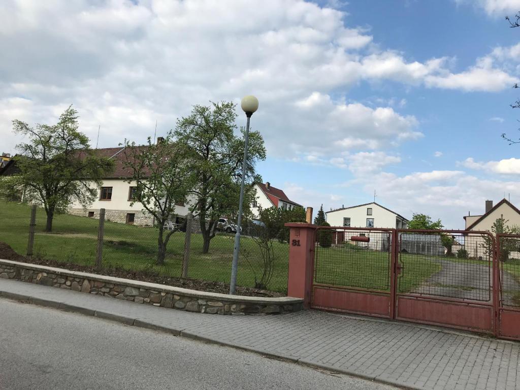 Budova, kde se prázdninový dům nachází