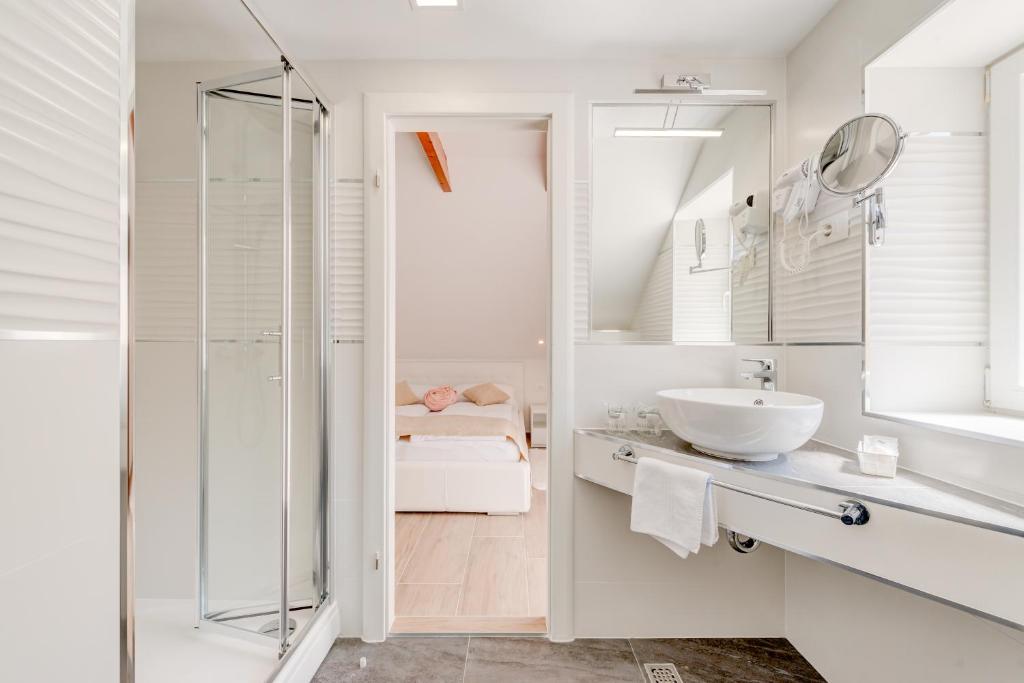 Apartments Villa Tudor - 16