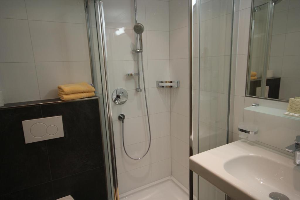 Koupelna v ubytování Hotel Gasthof Schöpf