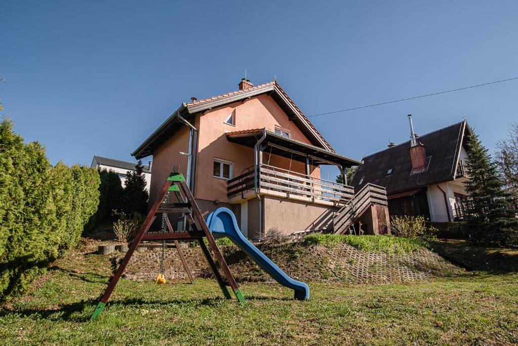 VILA OKIĆ