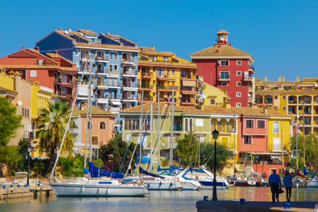 Sea You Apartamentos Valencia Port Saplaya, Port Saplaya ...