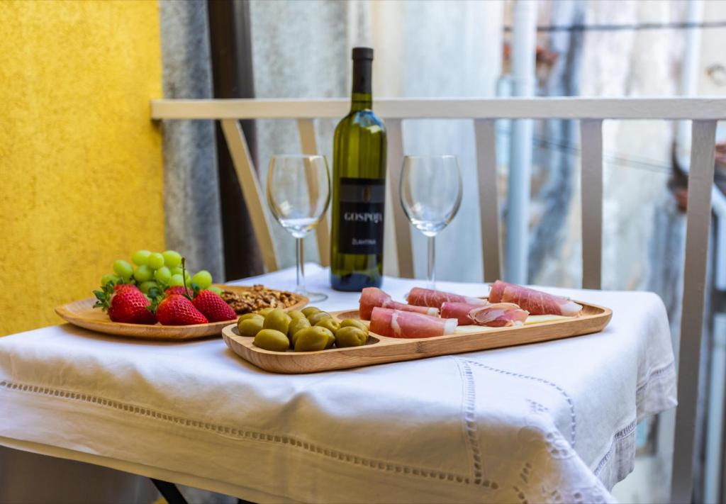 Jedzenie w apartamencie lub w pobliżu