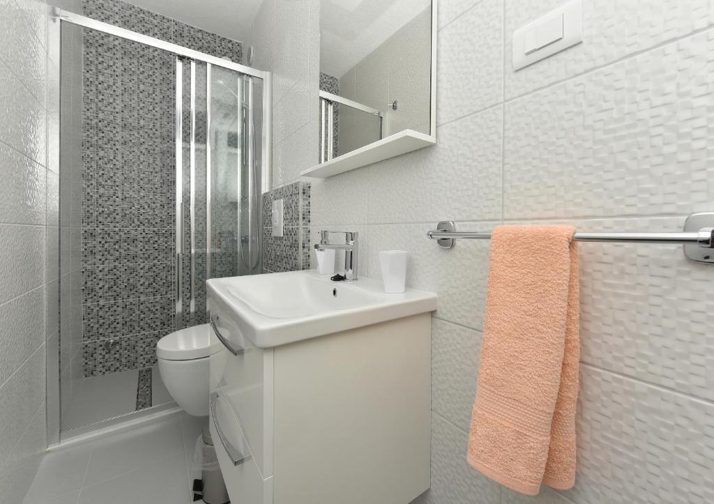 Kúpeľňa v ubytovaní Apartment Sofija