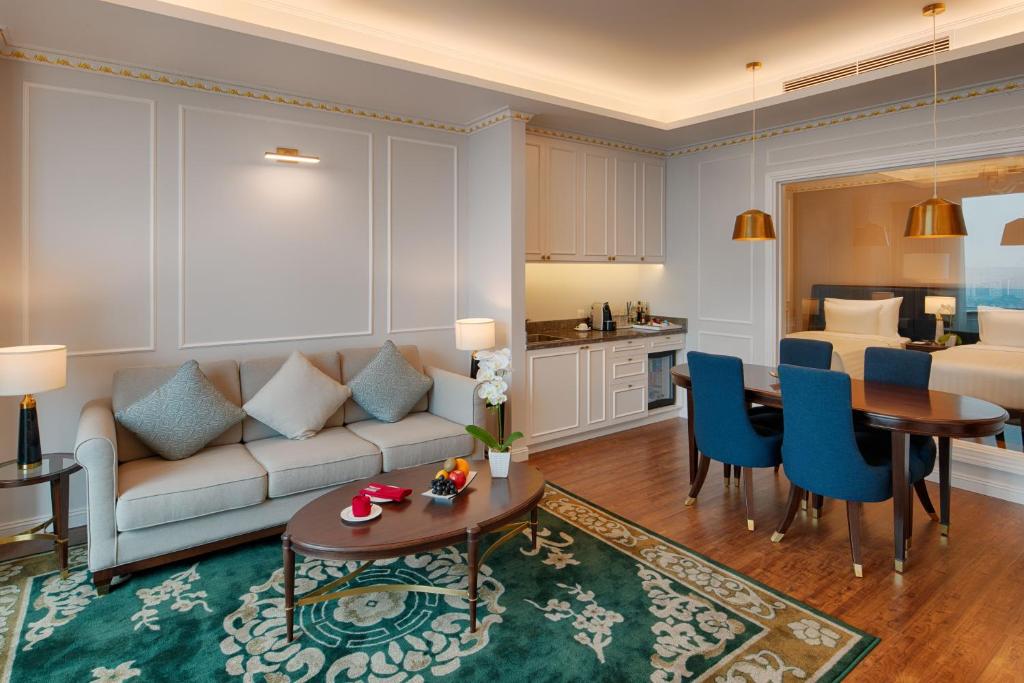 FLC Halong Bay Golf Club & Luxury Resort - Rala Grand Suite - Vista De Golf