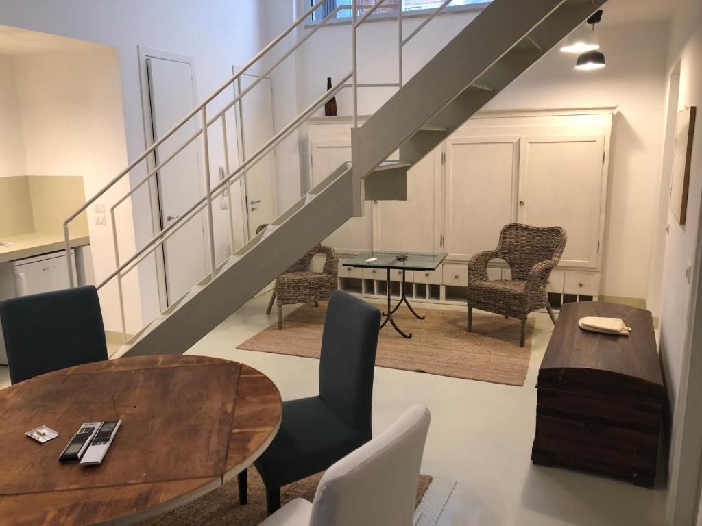 Il Teatro - Three-Bedroom House