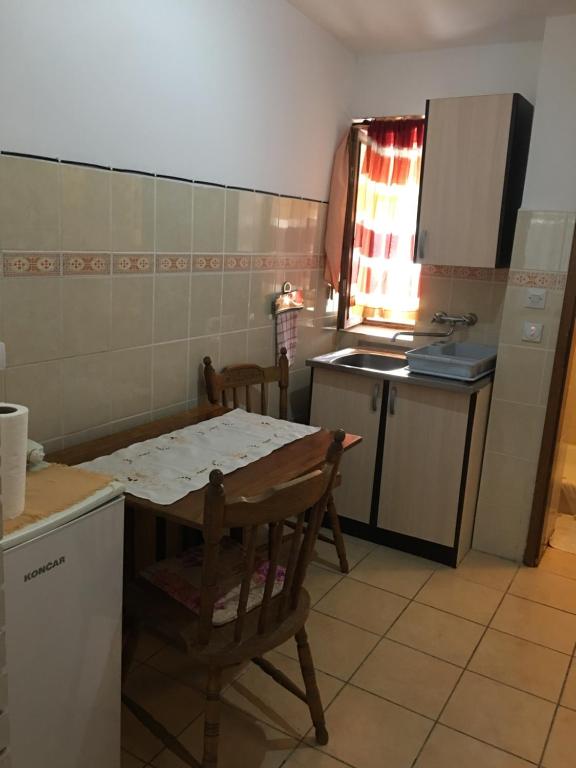 Kuchyň nebo kuchyňský kout v ubytování Vila Regina