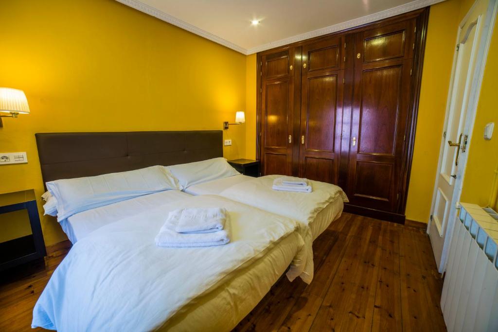 Fotografie z fotogalerie ubytování Apartamentos San Roque v destinaci Llanes