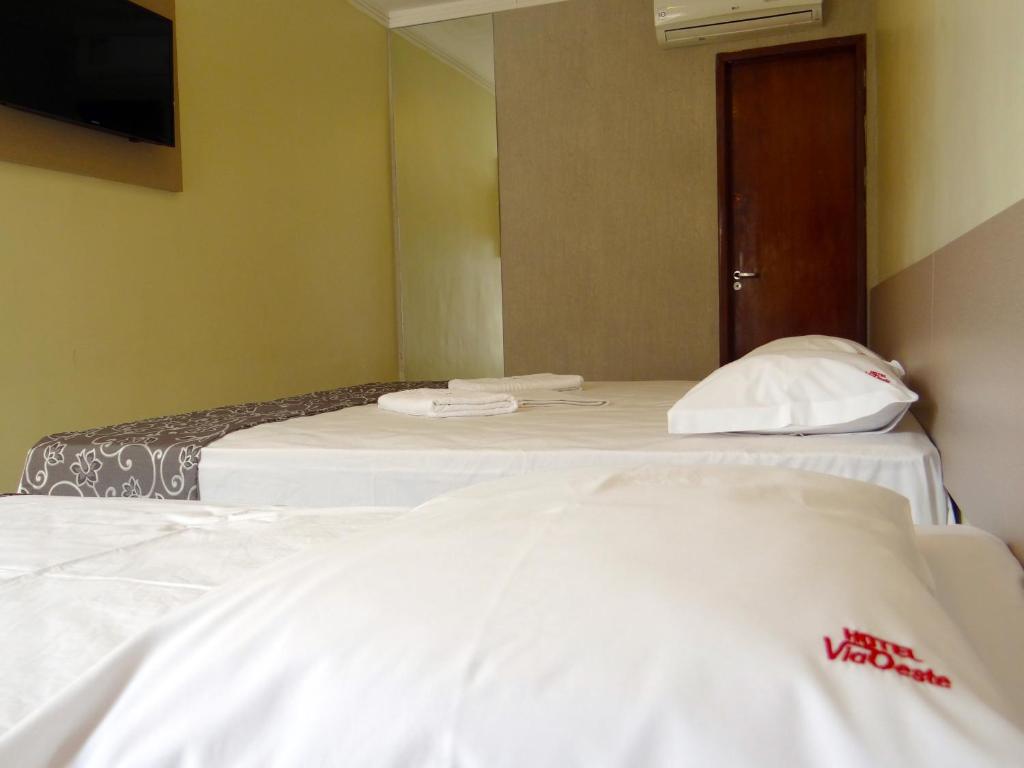 Hotel Via Oeste