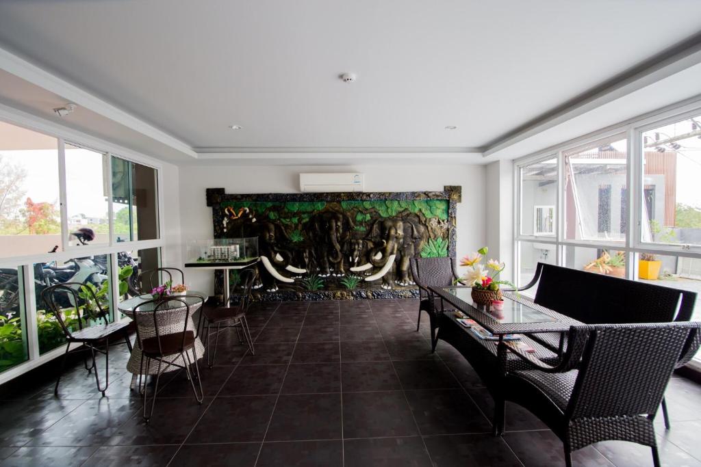 Posezení v ubytování Aonang Ocean View Studio ( The Sea Condo )