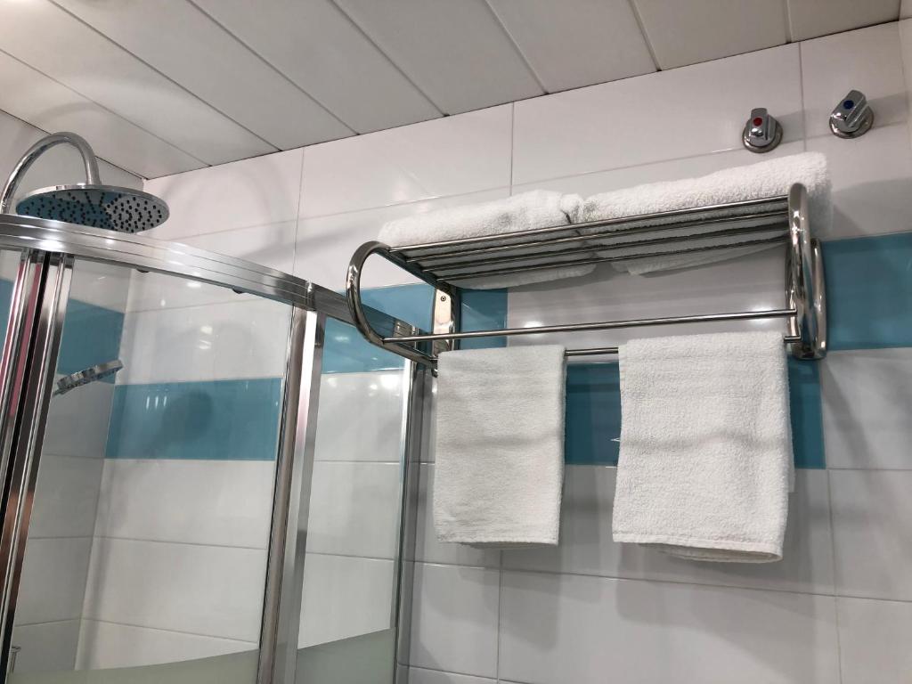 Kúpeľňa v ubytovaní BADAROSA House10min to BARCELONA City&NearTo BEACH
