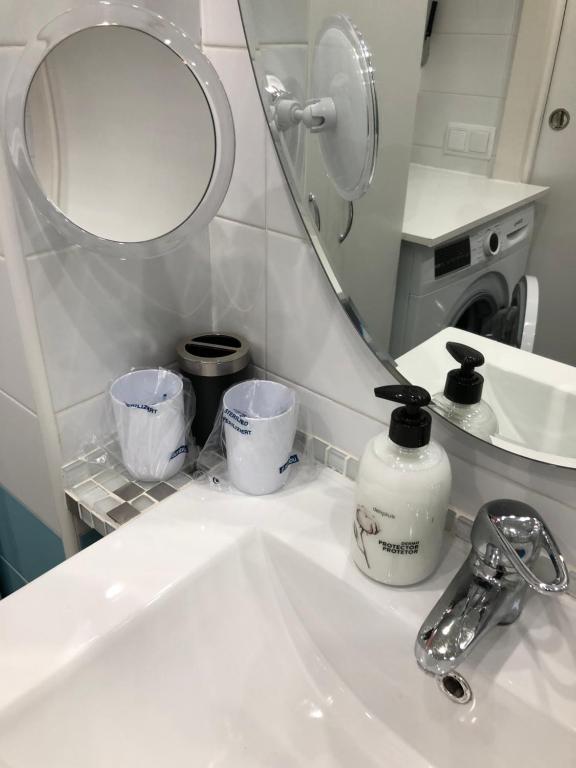 Kúpeľňa v ubytovaní BADAROSA House10min to BARCELONA City&NearTo BEACH
