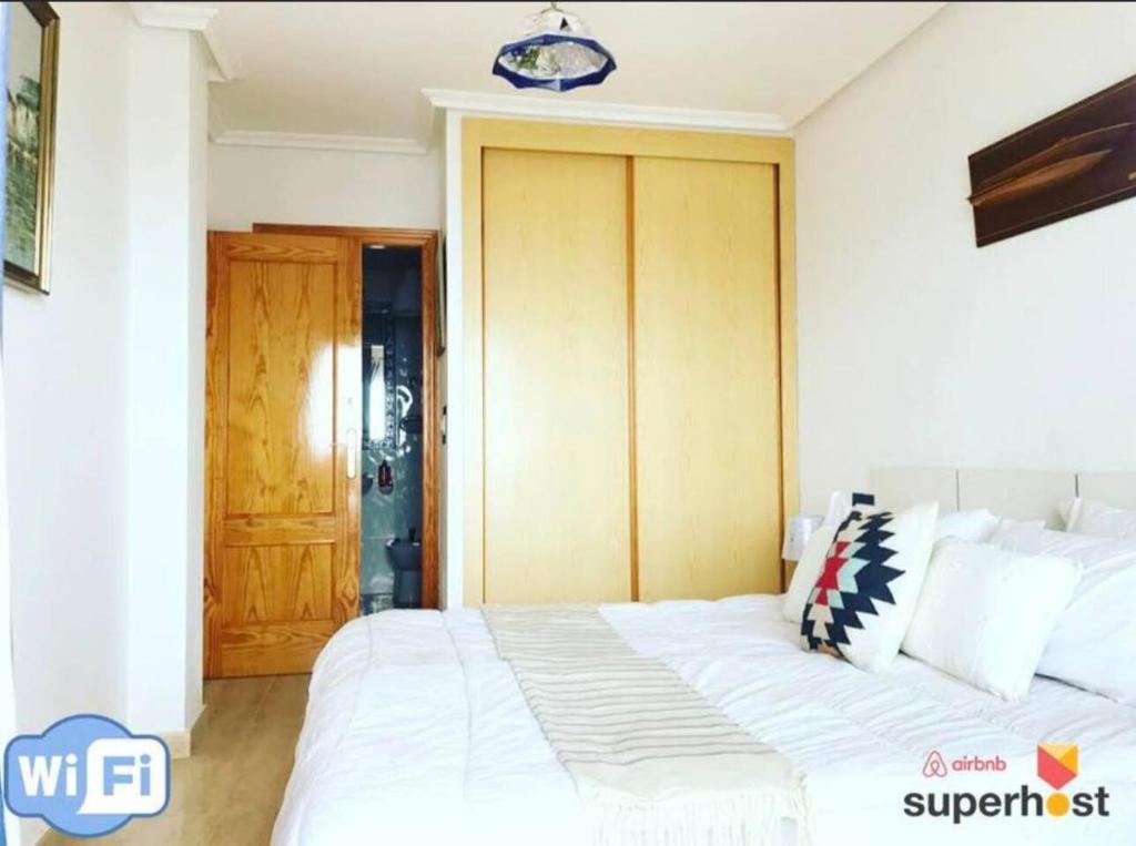 Mar Menor, La Manga Strip/Best view + Pool - Apartamento De Una Habitación
