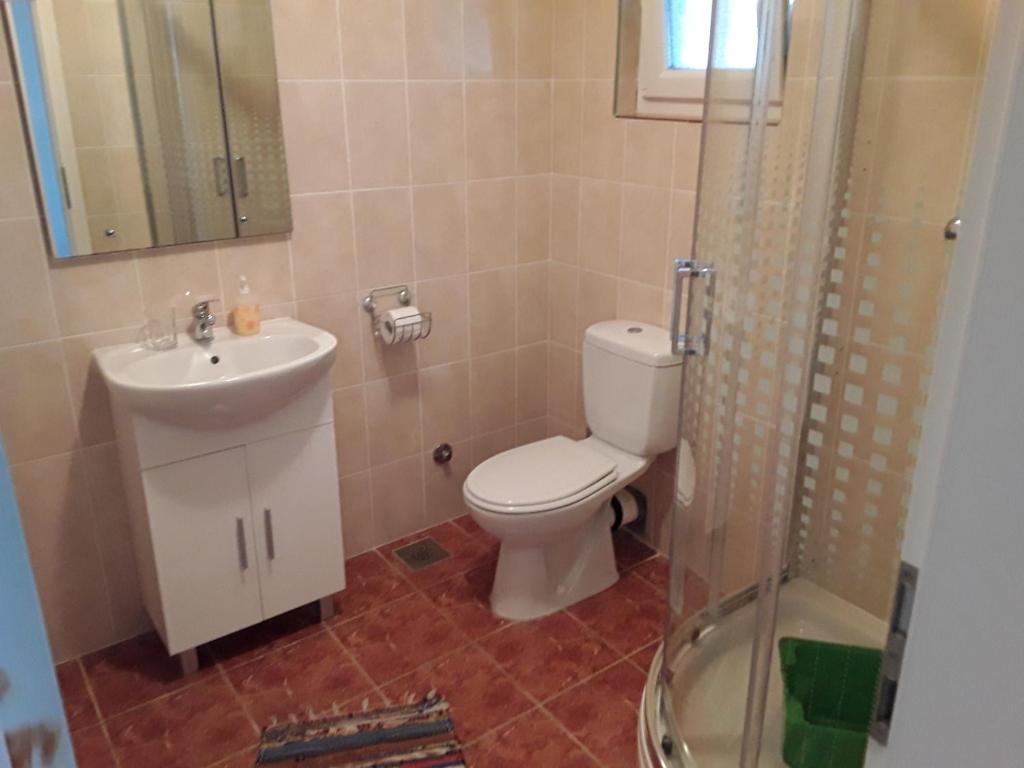 BenJak Apartments - 6