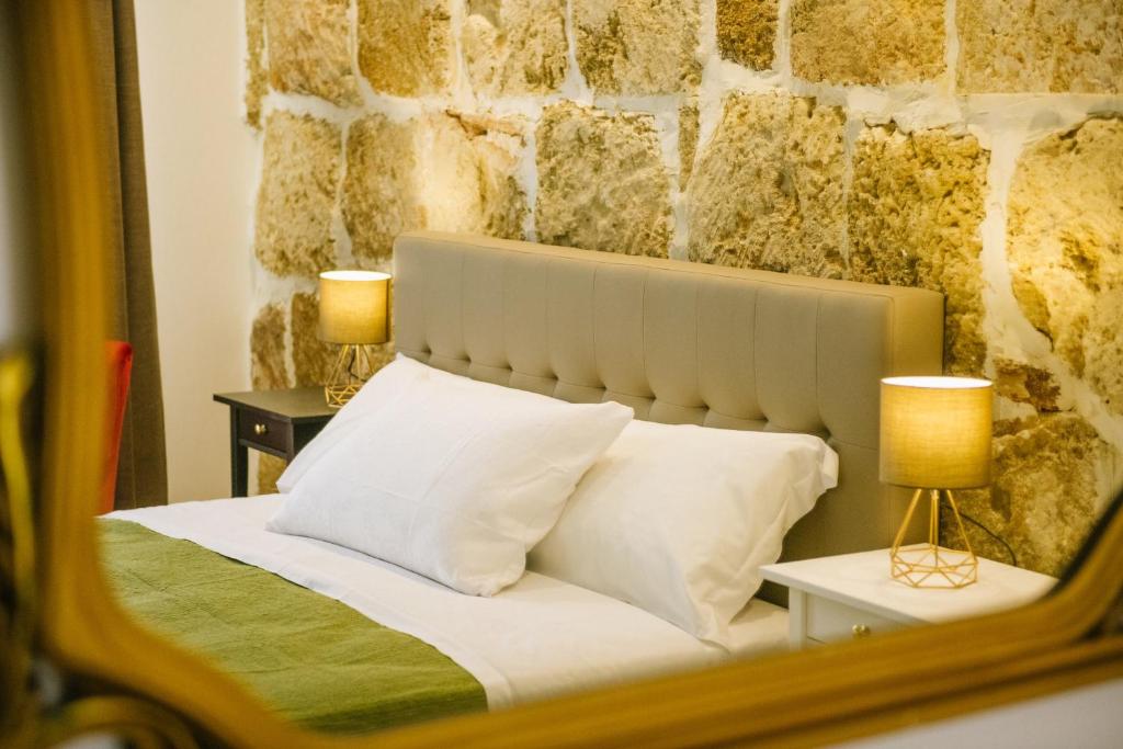 Gallery image of Regina Elena Rooms in Avola