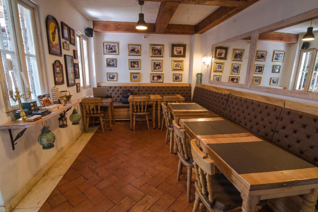 Restaurace v ubytování Life is Good Cartagena Hostel